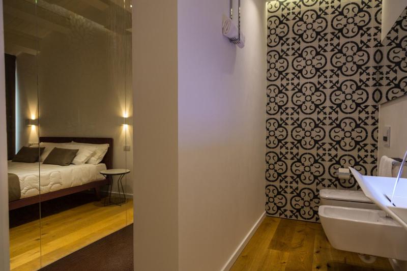 Plebis - Camere & Suites in Sicilia nel centro storico di Catania - image 14