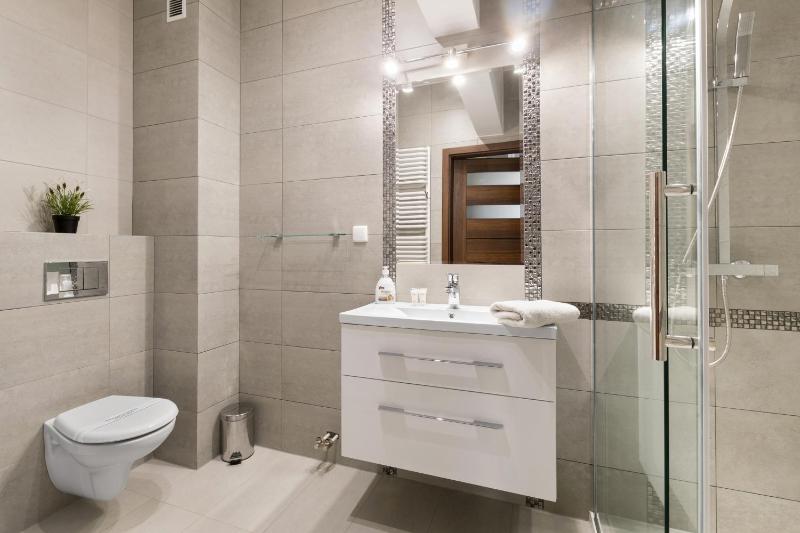 Two-Bedroom Apartment with Garden View image 2