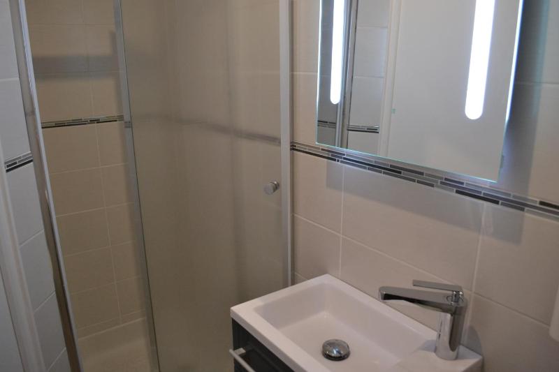 Studio Apartment image 3