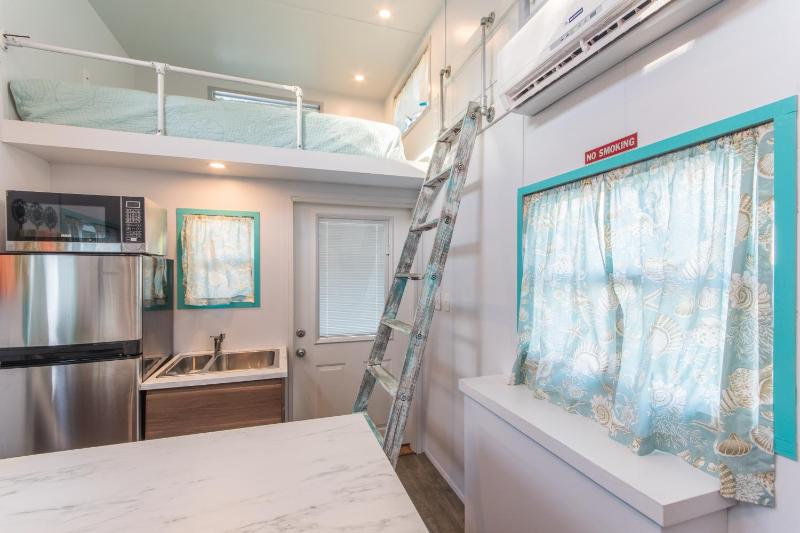 Tiny House Siesta - image 13