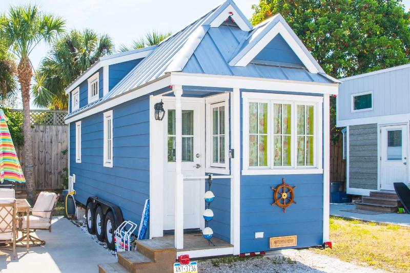 Tiny House Siesta - image 48