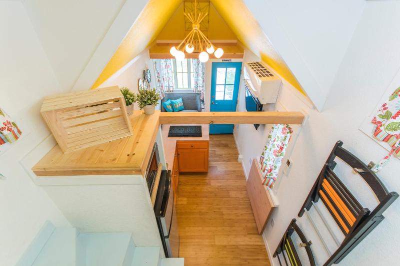Tiny House Siesta - image 3