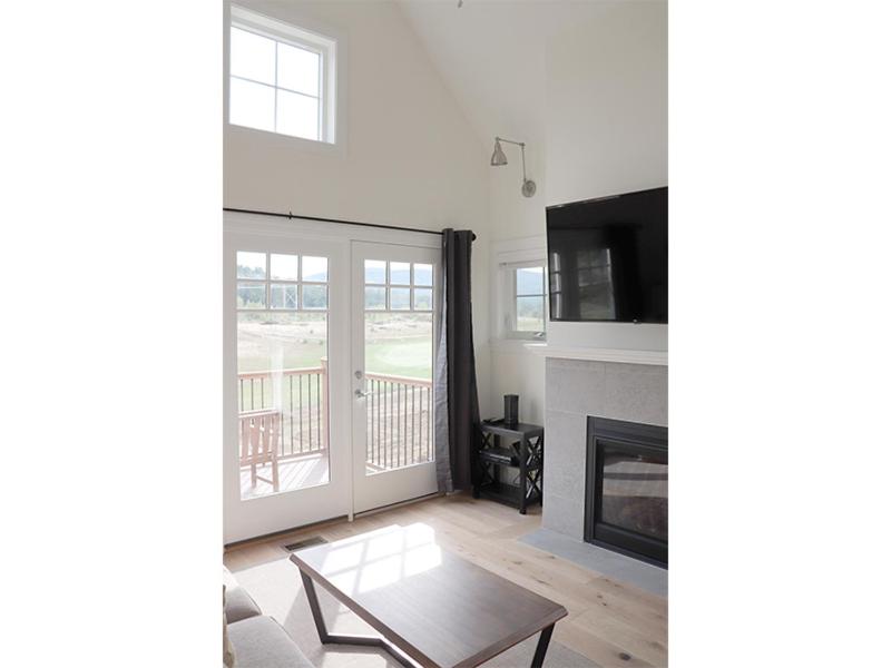 One-Bedroom House image 4