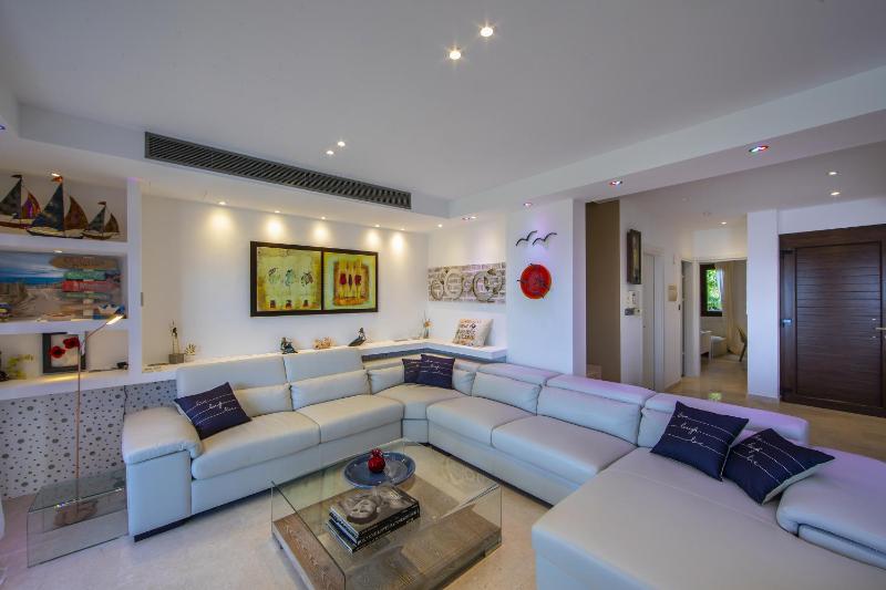 Protaras El Greco Seafront Villa Greco Mare - image 13