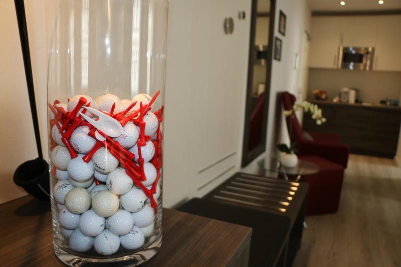 Deluxe Double Room image 4