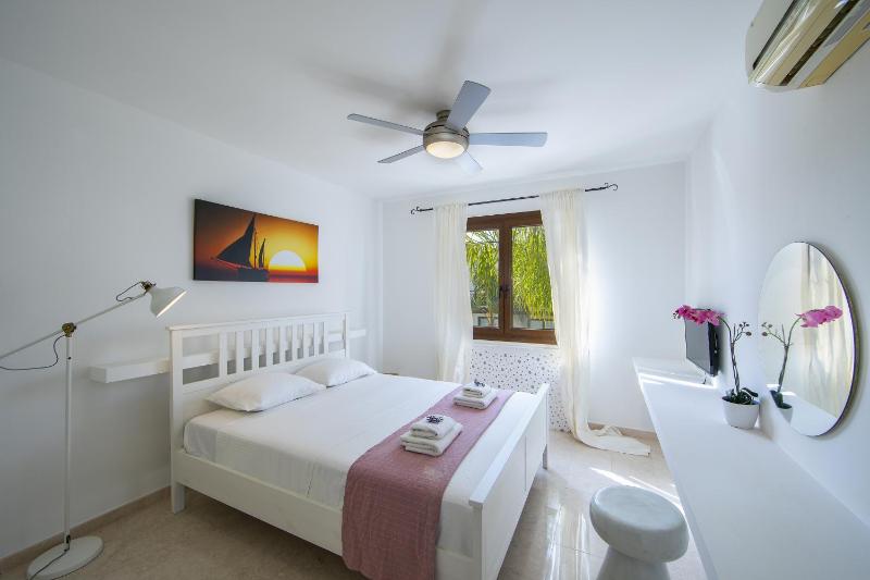 Protaras El Greco Seafront Villa Greco Mare - image 6