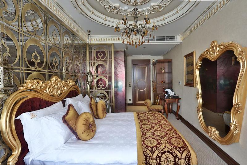 Superior Room with Golden Horn View image 3