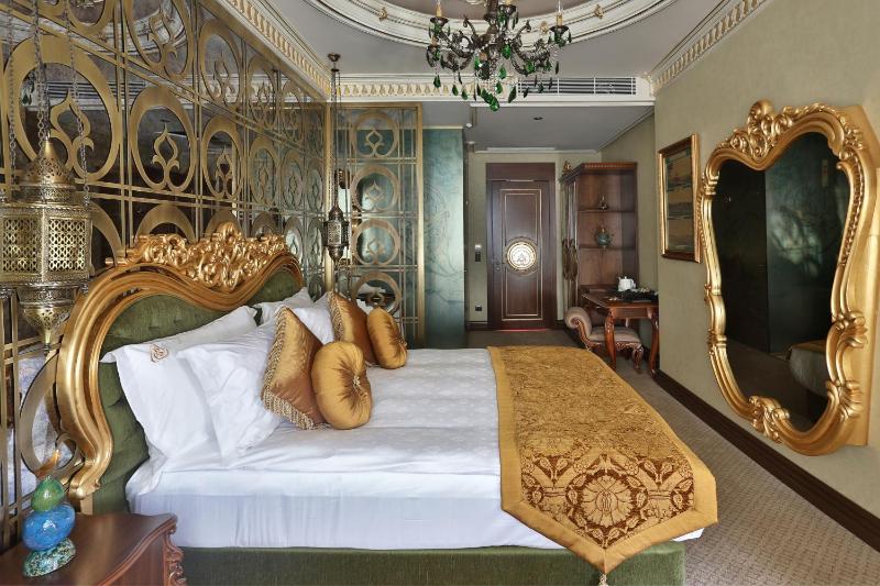 Deluxe Room with Golden Horn View image 4
