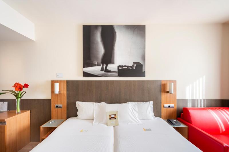 Double or Twin Room image 1
