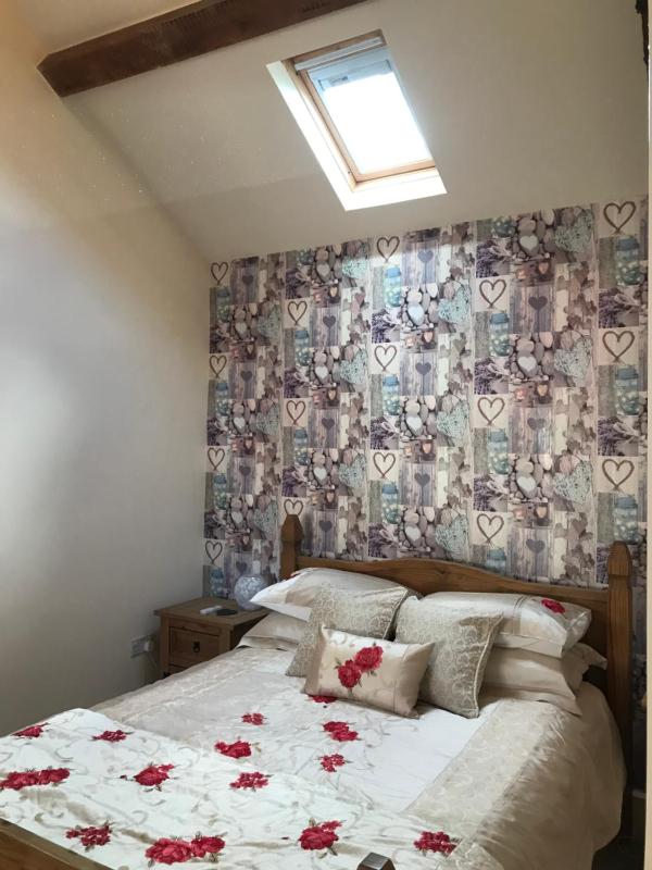 Cottage (2 Adults) with Sea Views image 3
