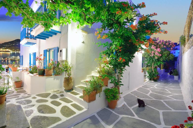 Hotel Nazos - image 1