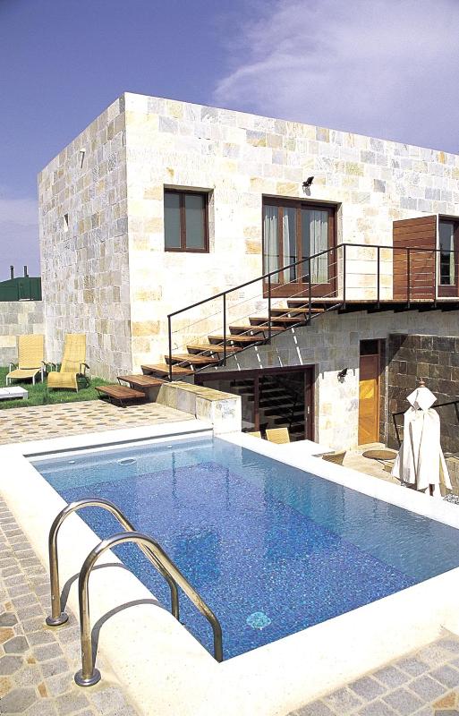 Two-Bedroom Villa image 1