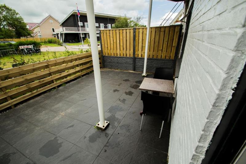 Apartment - Ground Floor (dogs allowed) image 4