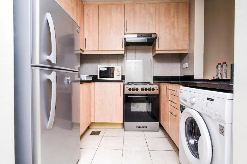 Deluxe Studio Apartment image 3