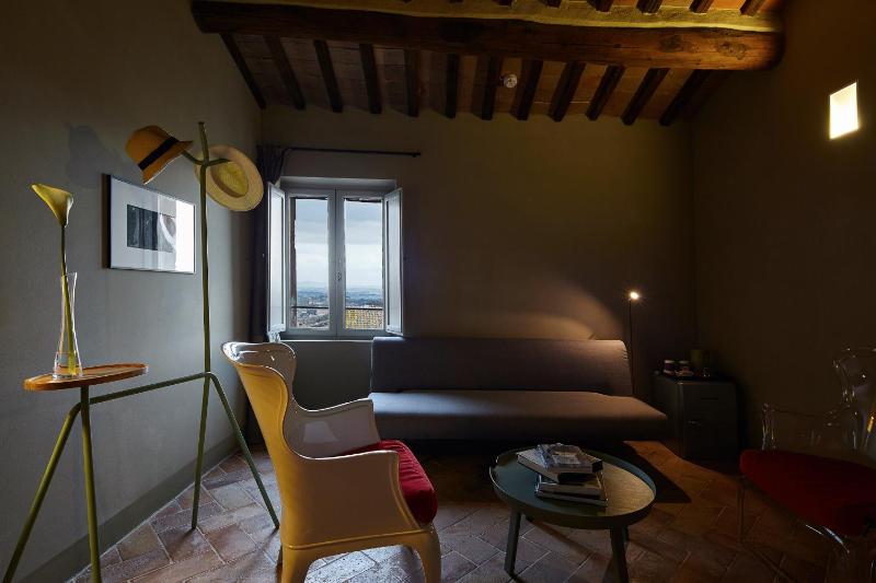 Suite Panoramic image 2