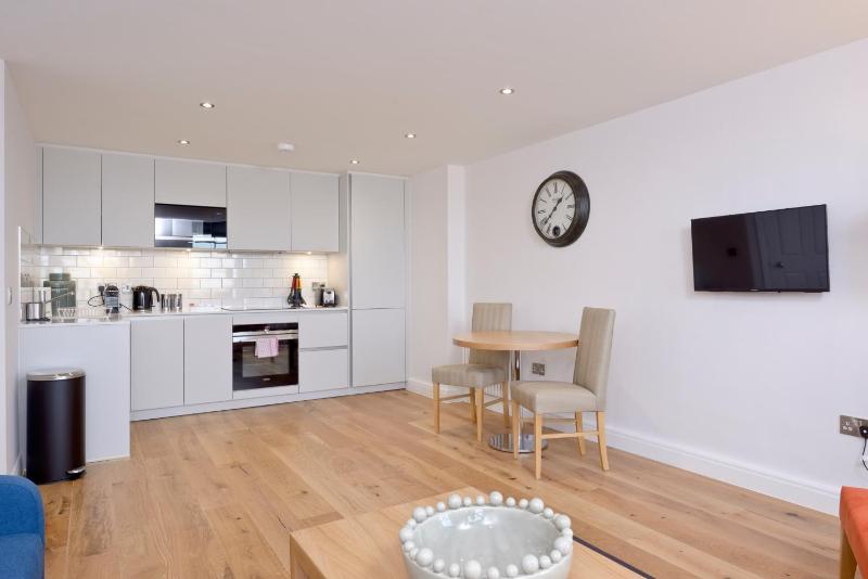 Deluxe Apartment image 3