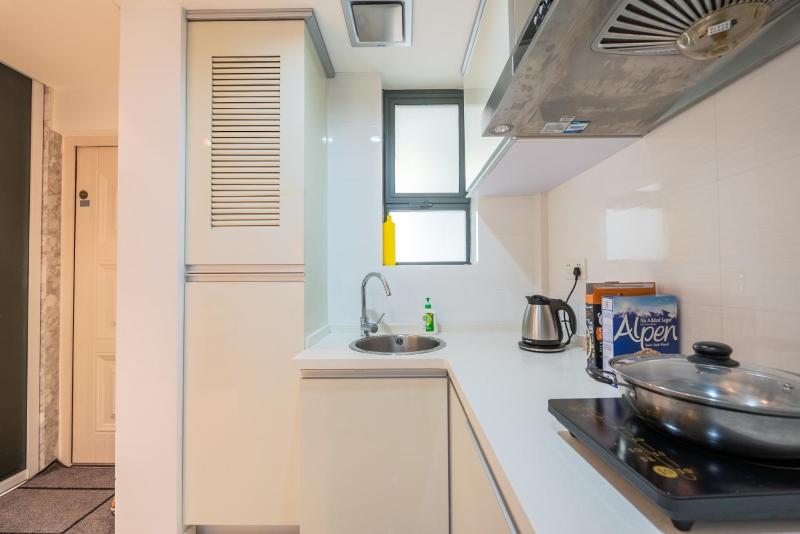 【Zhilian】Nice Two South-facing Bedroom Apartment Near Changshu Road Station - image 6