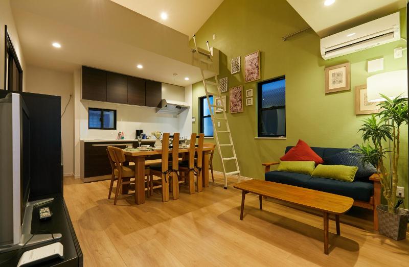 Asakusa Skytree Luxury House Images