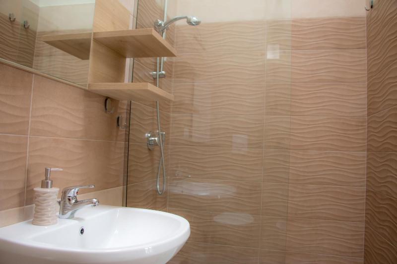 Double Room with Private Bathroom image 2