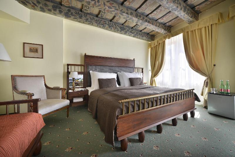 Apartment Karel IV image 1