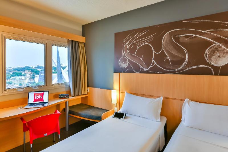ibis Goiânia - image 14