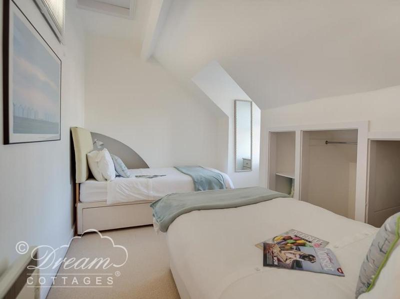 Dream View - image 12