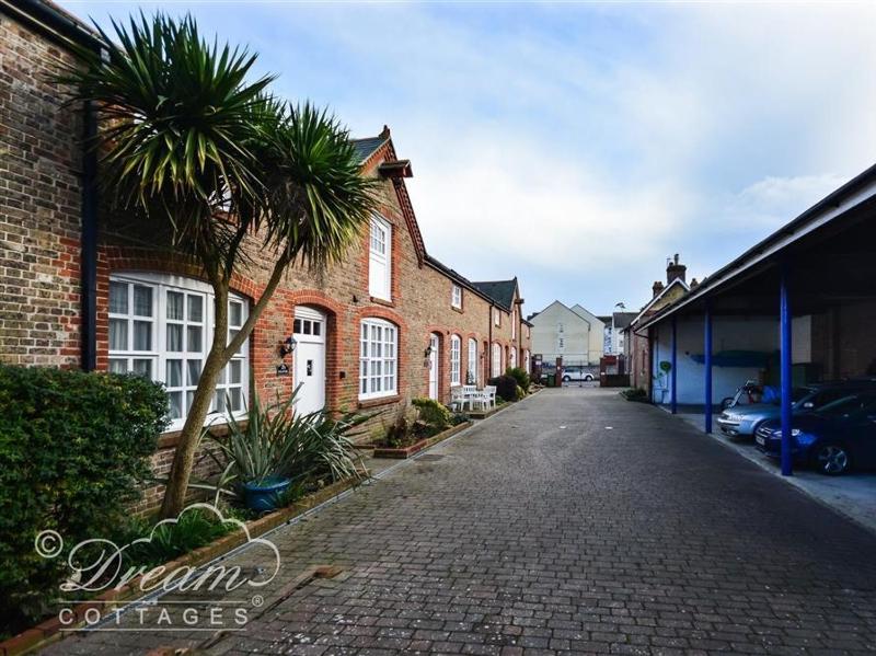 Rupert Cottage - image 19