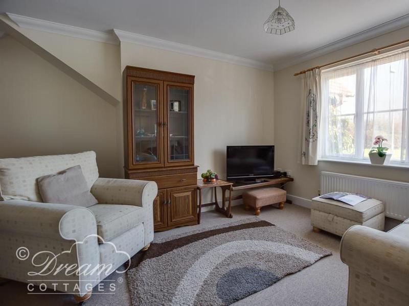 Bridge Apartment - image 18