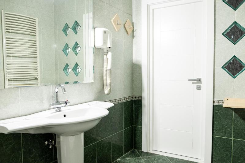 Superior Double Room image 3