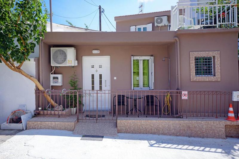 Two-Bedroom House image 2