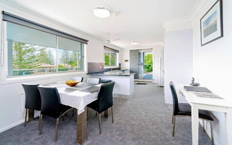 Adrift Apartments Yamba - image 2