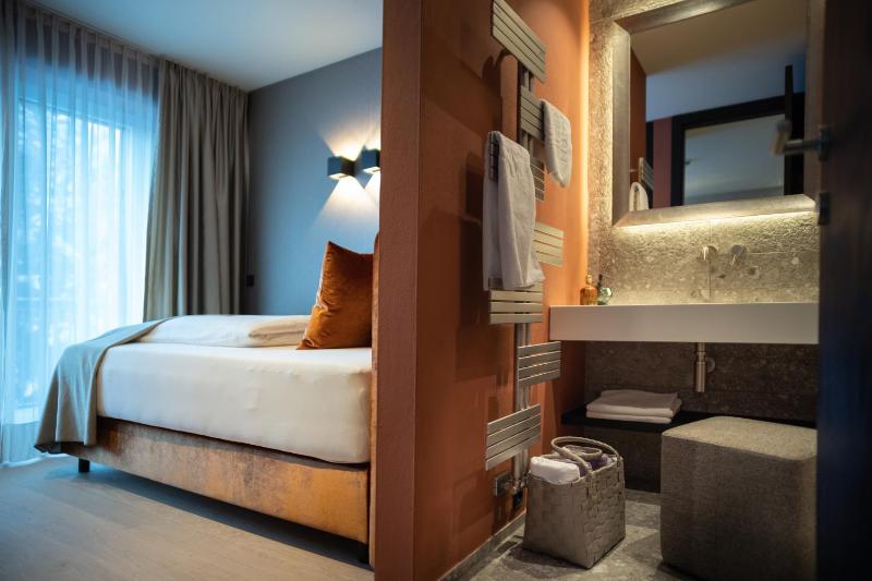 Two-Bedroom Apartment image 3