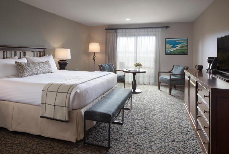 Harbor Room image 1