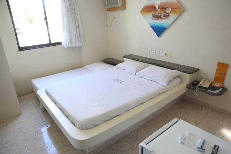 Luxury Triple Room image 1