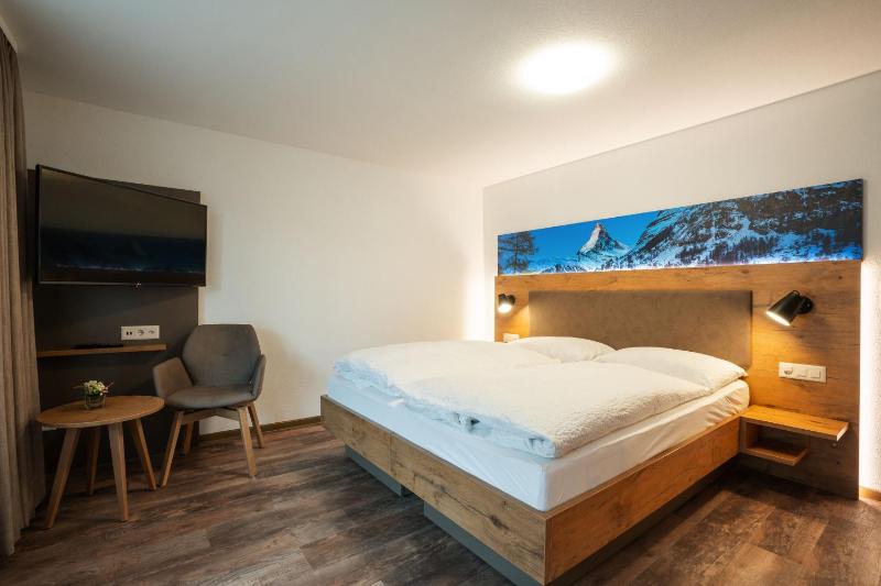 Two-Bedroom Apartment with Balcony image 4