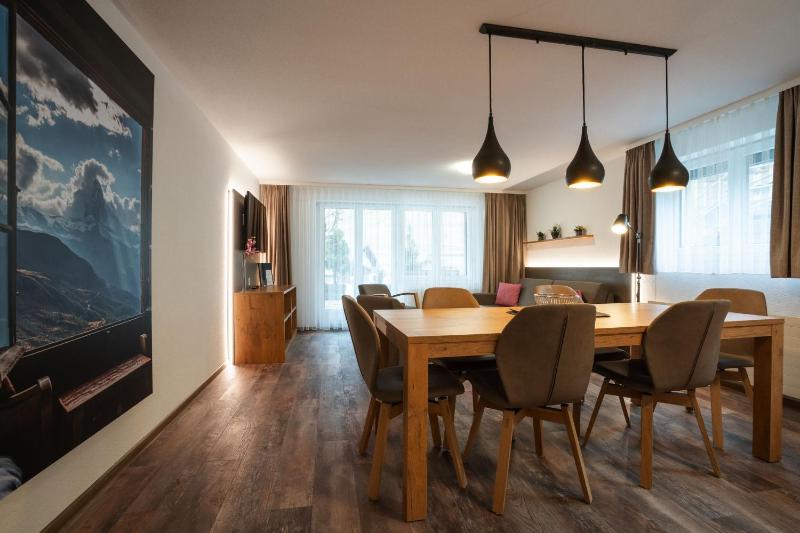Two-Bedroom Apartment with Balcony image 2
