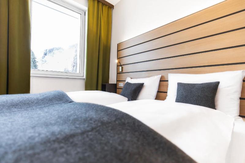 Superior Double Room image 4