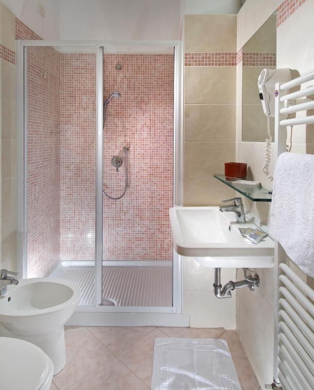 Triple Room image 4
