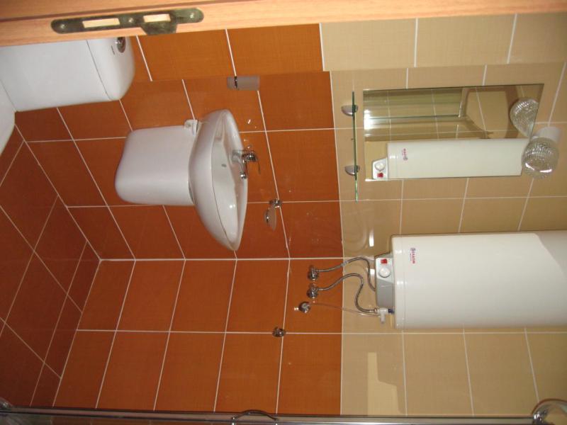 Two-Bedroom Apartment with Balcony image 1