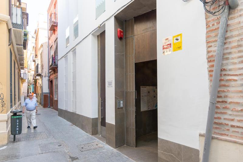 Malaga City Breaks - image 38