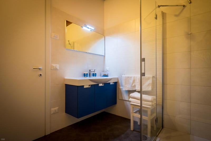 Double Room image 4