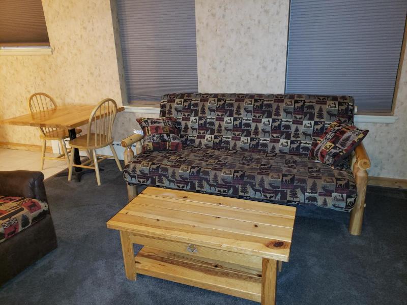 Deluxe Queen Room image 4