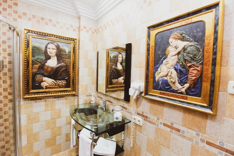 Junior Suite image 2