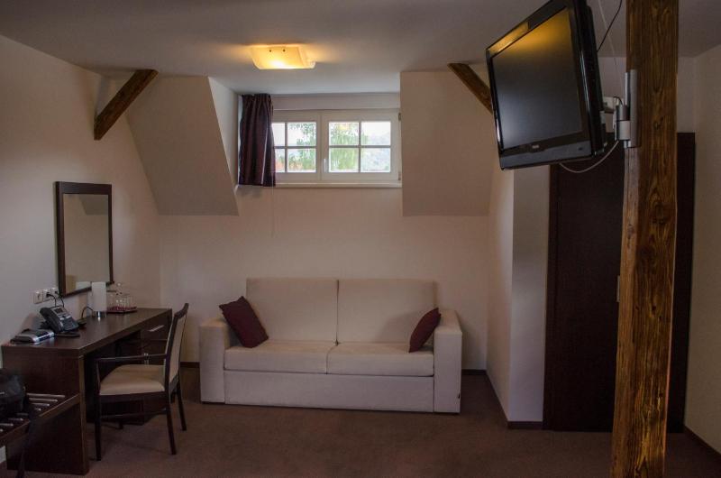 Comfort Triple Room image 3