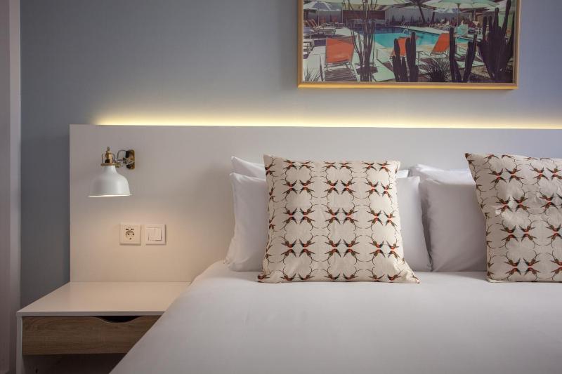 Two-Bedroom Apartment image 4