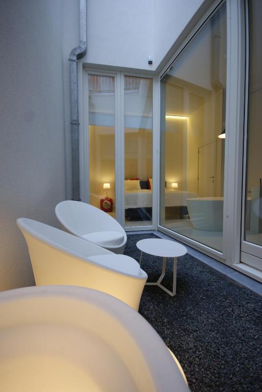 Leopold5 Luxe-Design Apartment - image 7