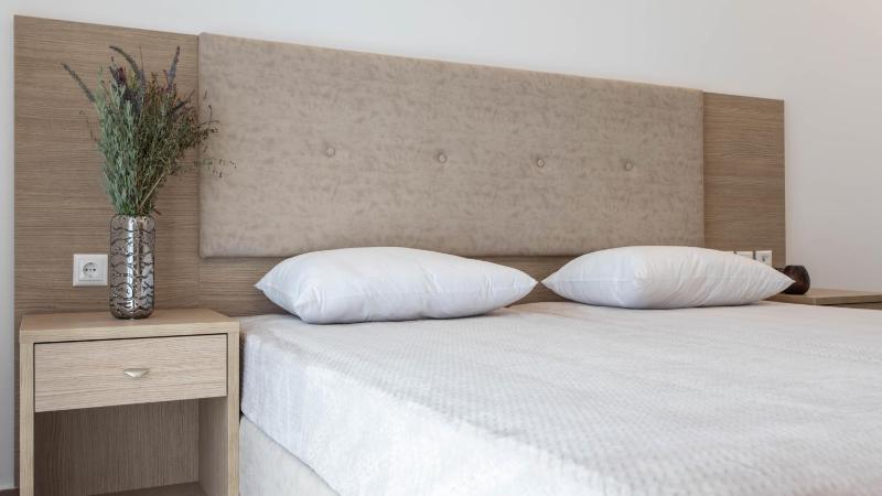 Superior Triple Room image 1