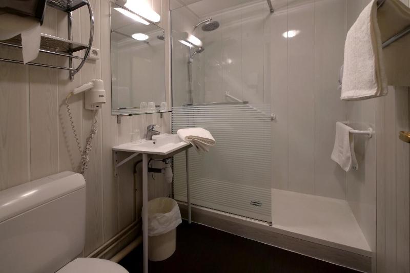Single Room image 2
