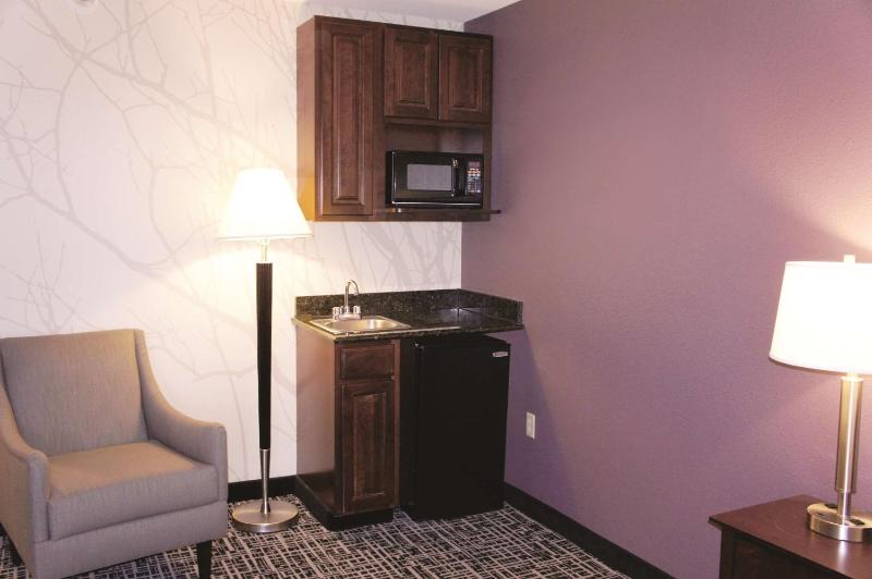 Executive King Room image 4