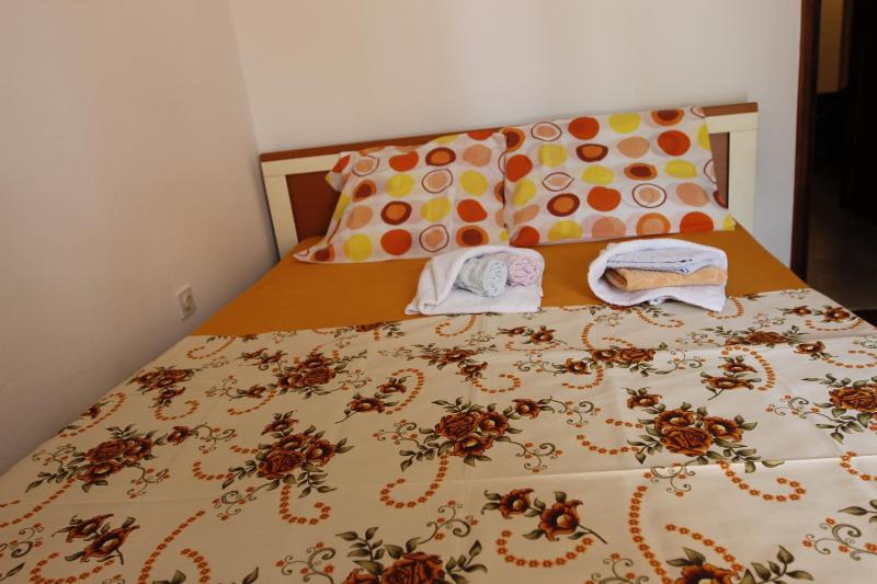 Studio Apartment image 3